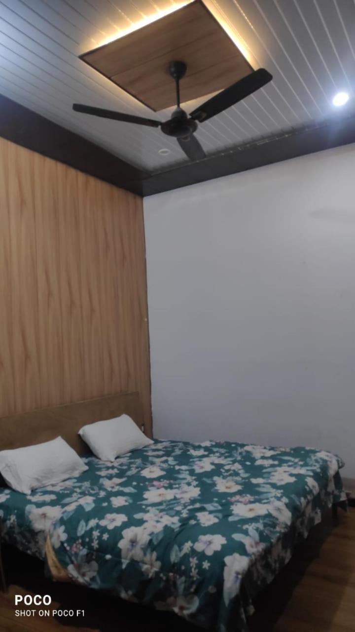 Hotel Trishul Inn Karnaprayag Luaran gambar